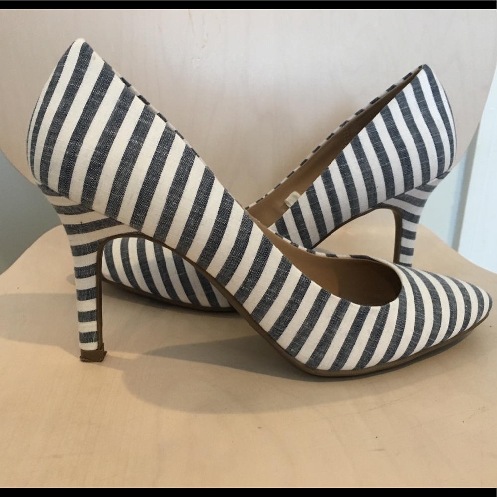 Nautical striped heels.